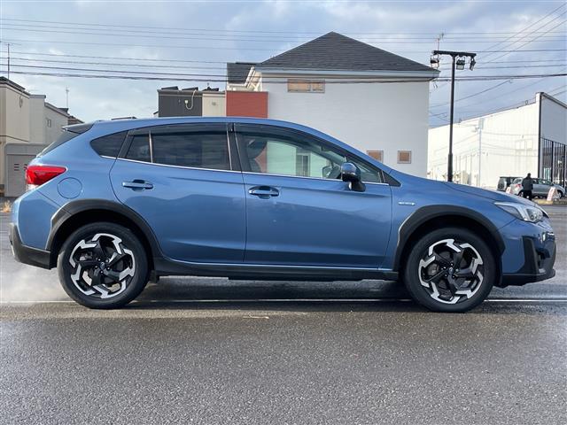 ＸＶ ２．０ｅ－Ｓ　アイサイト　ワンオーナー　純正メモリーナビ　アイサイト　衝突被害軽減ブレーキ　横滑り防止装置　レーダークルーズコントロール　レーンキープアシスト　クリアランスソナー　ブラインドスポットモニター　バックカメラ（4枚目）