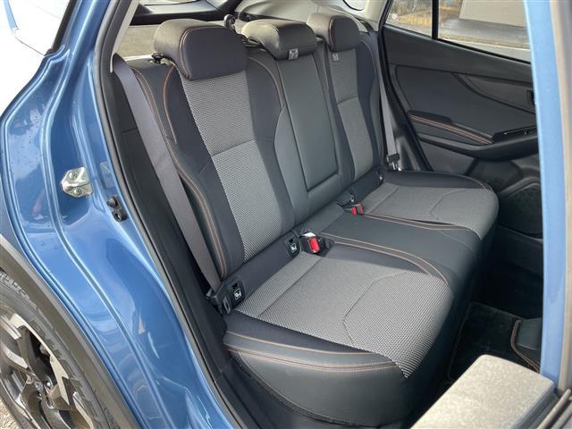 ＸＶ ２．０ｅ－Ｓ　アイサイト　ワンオーナー　純正メモリーナビ　アイサイト　衝突被害軽減ブレーキ　横滑り防止装置　レーダークルーズコントロール　レーンキープアシスト　クリアランスソナー　ブラインドスポットモニター　バックカメラ（10枚目）