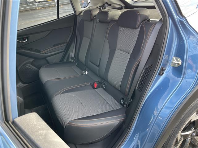 ＸＶ ２．０ｅ－Ｓ　アイサイト　ワンオーナー　純正メモリーナビ　アイサイト　衝突被害軽減ブレーキ　横滑り防止装置　レーダークルーズコントロール　レーンキープアシスト　クリアランスソナー　ブラインドスポットモニター　バックカメラ（12枚目）