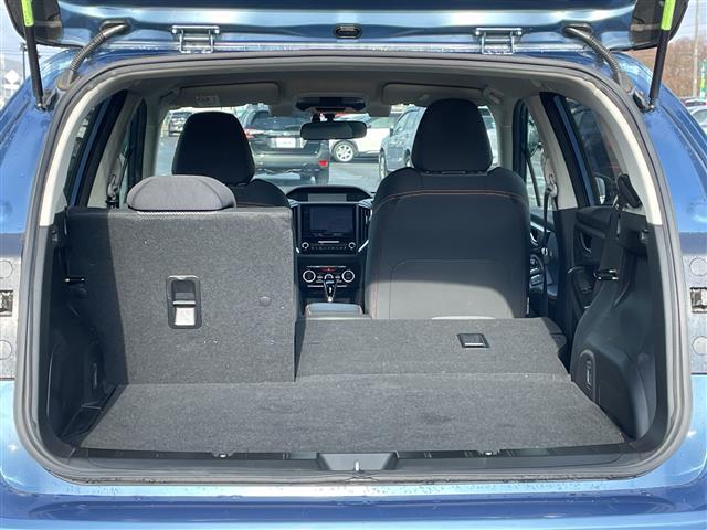 ＸＶ ２．０ｅ－Ｓ　アイサイト　ワンオーナー　純正メモリーナビ　アイサイト　衝突被害軽減ブレーキ　横滑り防止装置　レーダークルーズコントロール　レーンキープアシスト　クリアランスソナー　ブラインドスポットモニター　バックカメラ（14枚目）