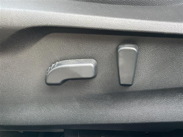 ＸＶ ２．０ｅ－Ｓ　アイサイト　ワンオーナー　純正メモリーナビ　アイサイト　衝突被害軽減ブレーキ　横滑り防止装置　レーダークルーズコントロール　レーンキープアシスト　クリアランスソナー　ブラインドスポットモニター　バックカメラ（37枚目）