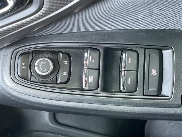 ＸＶ ２．０ｅ－Ｓ　アイサイト　ワンオーナー　純正メモリーナビ　アイサイト　衝突被害軽減ブレーキ　横滑り防止装置　レーダークルーズコントロール　レーンキープアシスト　クリアランスソナー　ブラインドスポットモニター　バックカメラ（39枚目）