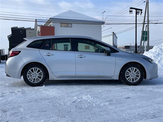 カローラツーリング ハイブリッド G-X 寒冷地仕様 純正ディスプレイオーディオ(ナビ付) トヨタセーフティセンス プリクラッシュセーフティ 横滑り防止装置 レーダークルーズコントロール レーンキープアシスト パーキングサポートブレーキ(4枚目)