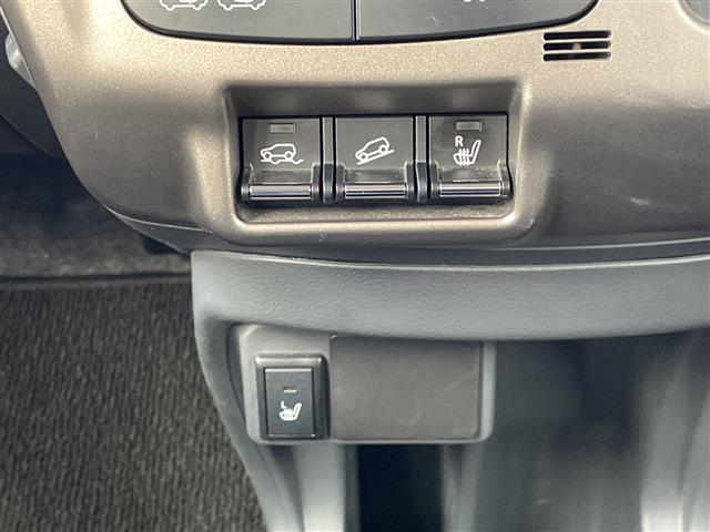 ハスラー ＪスタイルＩＩ　純正オーディオ　デュアルカメラブレーキサポート　横滑り防止装置　ヒルディセントコントロール　グリップコントロール　アイドリングストップ　前席シートヒーター　ハーフレザーシート　革巻きステアリング（26枚目）