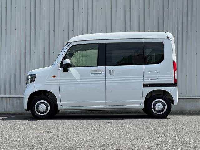 Ｎ－ＶＡＮ＋スタイル ファン　車線逸脱警報　衝突軽減ブレーキ　横滑り防止装置　アイドリングストップ　ＬＥＤヘッドライト　ＬＥＤフォグライト　ミラーヒーター　オートライトスマートキー　プッシュスタート（25枚目）