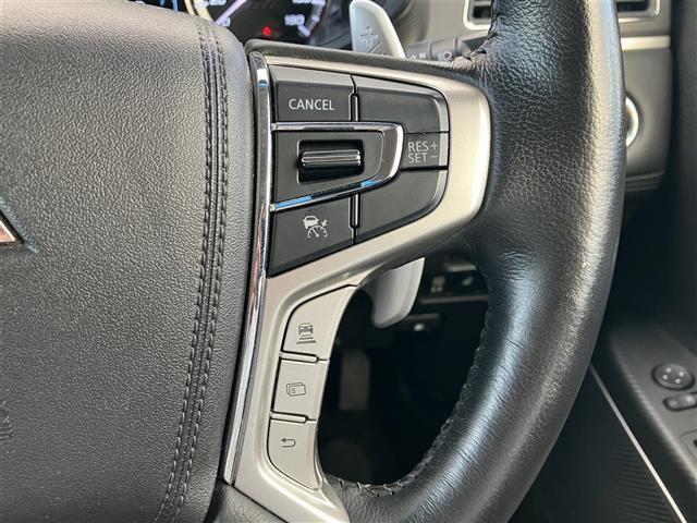 デリカD:5 P 純正ナビ/フルセグTV/ドライブレコーダー/全周囲カメラ/フリップダウンモニター/オートステップ/ハンドルヒーター/デジタルインナーミラー/両側パワースライドドア/電動リアゲート/クルーズコントロール(15枚目)