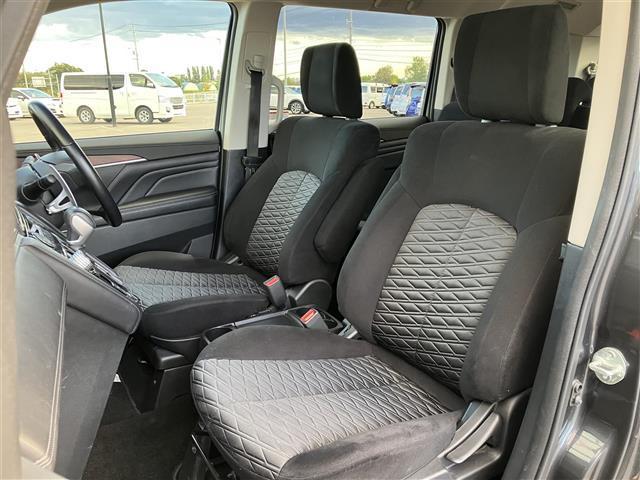 デリカD:5 P 純正ナビ/フルセグTV/ドライブレコーダー/全周囲カメラ/フリップダウンモニター/オートステップ/ハンドルヒーター/デジタルインナーミラー/両側パワースライドドア/電動リアゲート/クルーズコントロール(28枚目)