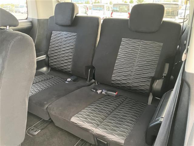 デリカD:5 P 純正ナビ/フルセグTV/ドライブレコーダー/全周囲カメラ/フリップダウンモニター/オートステップ/ハンドルヒーター/デジタルインナーミラー/両側パワースライドドア/電動リアゲート/クルーズコントロール(31枚目)