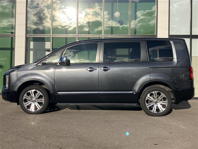 デリカD:5 P 純正ナビ/フルセグTV/ドライブレコーダー/全周囲カメラ/フリップダウンモニター/オートステップ/ハンドルヒーター/デジタルインナーミラー/両側パワースライドドア/電動リアゲート/クルーズコントロール(39枚目)