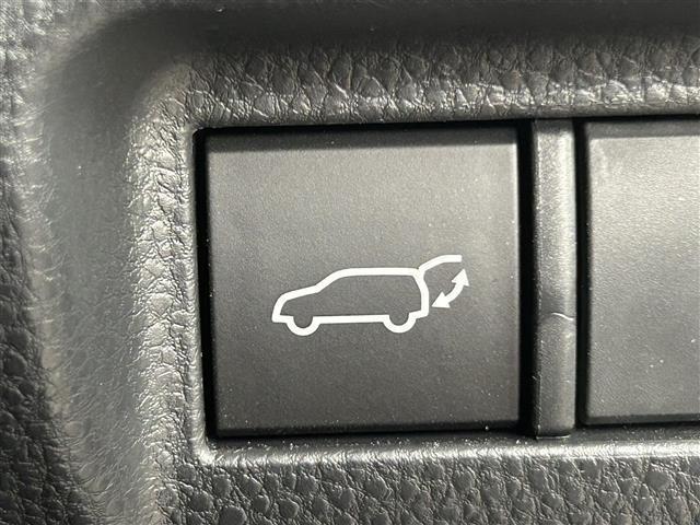 ハリアーハイブリッド Ｇ　ディスプレイオーディオ／モデリスタエアロ／バックカメラ／パワーバックドア／デジタルインナーミラー／クルーズコントロール／コーナーセンサー／レーンキープアシスト／オートハイビーム／純正アルミホイール（14枚目）