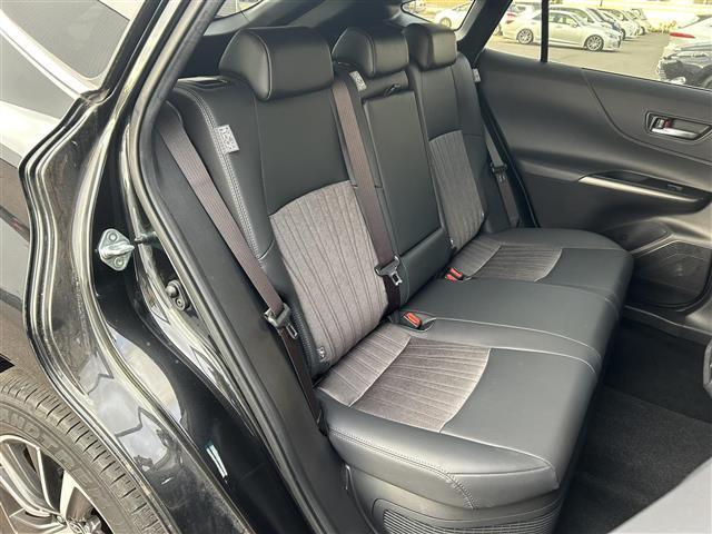 ハリアーハイブリッド Ｇ　ディスプレイオーディオ／モデリスタエアロ／バックカメラ／パワーバックドア／デジタルインナーミラー／クルーズコントロール／コーナーセンサー／レーンキープアシスト／オートハイビーム／純正アルミホイール（22枚目）