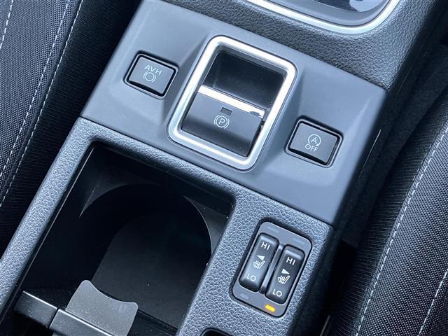 レヴォーグ 1.6GTアイサイト Vスポーツ 社外ナビ/フルセグTV/クルーズコントロール/コーナーセンサー/ETC/シートヒーター/ブラインドスポットモニター/レーンキープアシスト/バックモニター/パドルシフト/HIDヘッドライト(14枚目)