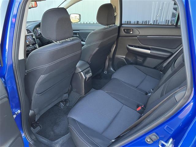 レヴォーグ 1.6GTアイサイト Vスポーツ 社外ナビ/フルセグTV/クルーズコントロール/コーナーセンサー/ETC/シートヒーター/ブラインドスポットモニター/レーンキープアシスト/バックモニター/パドルシフト/HIDヘッドライト(30枚目)