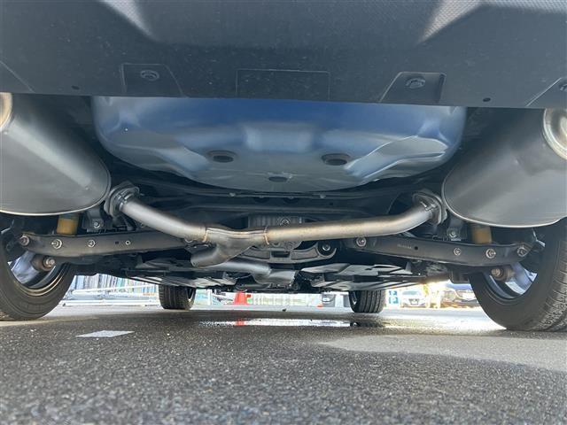 レヴォーグ 1.6GTアイサイト Vスポーツ 社外ナビ/フルセグTV/クルーズコントロール/コーナーセンサー/ETC/シートヒーター/ブラインドスポットモニター/レーンキープアシスト/バックモニター/パドルシフト/HIDヘッドライト(44枚目)