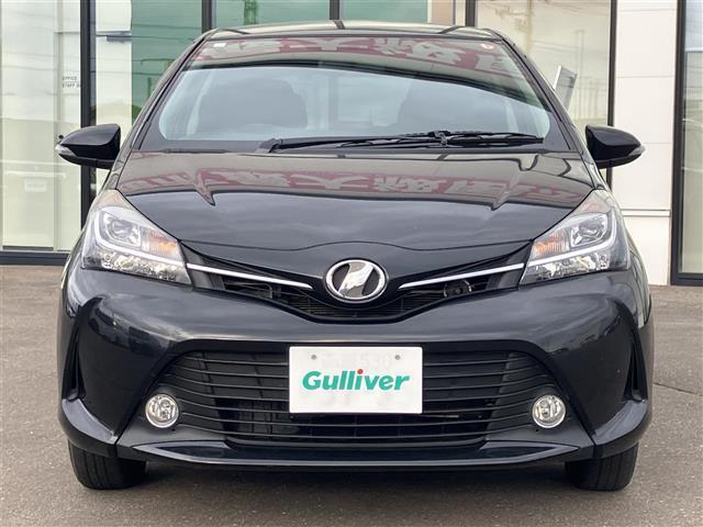 ヴィッツ １．３Ｆ　ＬＥＤエディション　社外ディスプレイオーディオ／夏冬タイヤ／エンジンスターター／ワイパーデアイサー／ＬＥＤヘッドライト／オートライト／保証書／取扱説明書（33枚目）