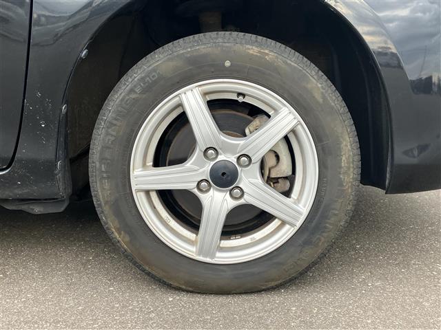 ヴィッツ １．３Ｆ　ＬＥＤエディション　社外ディスプレイオーディオ／夏冬タイヤ／エンジンスターター／ワイパーデアイサー／ＬＥＤヘッドライト／オートライト／保証書／取扱説明書（40枚目）