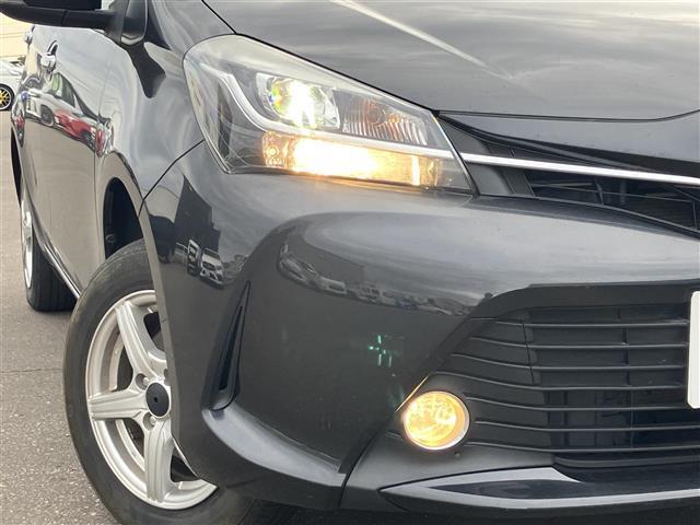 ヴィッツ １．３Ｆ　ＬＥＤエディション　社外ディスプレイオーディオ／夏冬タイヤ／エンジンスターター／ワイパーデアイサー／ＬＥＤヘッドライト／オートライト／保証書／取扱説明書（41枚目）