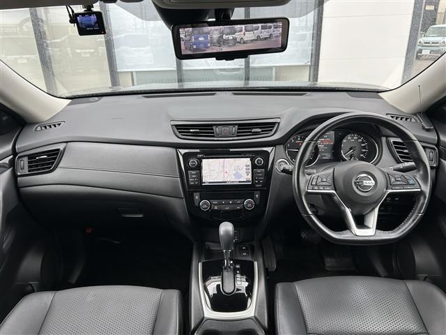 エクストレイル 20X 日産純正ナビ/フルセグTV/TVキャンセラー/夏冬タイヤ/社外ドライブレコーダー/社外エンジンスターター/デジタルインナーミラー/全方位カメラ/寒冷地仕様/パワーバックドア/プロパイロット(3枚目)