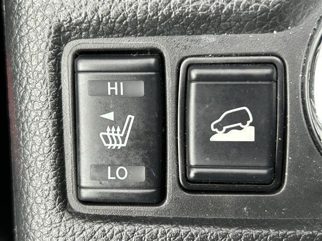 エクストレイル 20X 日産純正ナビ/フルセグTV/TVキャンセラー/夏冬タイヤ/社外ドライブレコーダー/社外エンジンスターター/デジタルインナーミラー/全方位カメラ/寒冷地仕様/パワーバックドア/プロパイロット(15枚目)