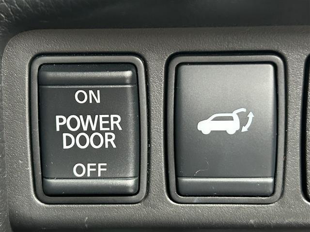 エクストレイル 20X 日産純正ナビ/フルセグTV/TVキャンセラー/夏冬タイヤ/社外ドライブレコーダー/社外エンジンスターター/デジタルインナーミラー/全方位カメラ/寒冷地仕様/パワーバックドア/プロパイロット(17枚目)