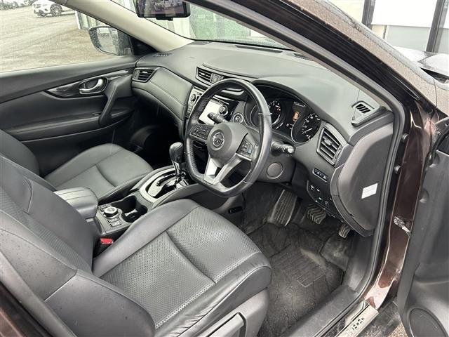 エクストレイル 20X 日産純正ナビ/フルセグTV/TVキャンセラー/夏冬タイヤ/社外ドライブレコーダー/社外エンジンスターター/デジタルインナーミラー/全方位カメラ/寒冷地仕様/パワーバックドア/プロパイロット(22枚目)