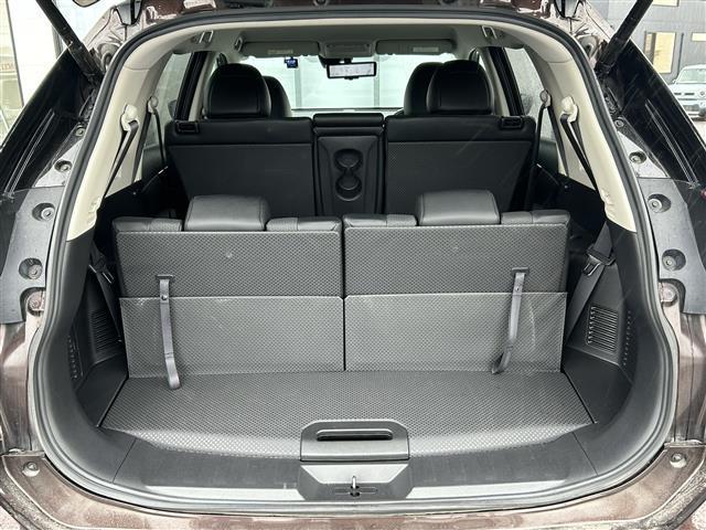 エクストレイル 20X 日産純正ナビ/フルセグTV/TVキャンセラー/夏冬タイヤ/社外ドライブレコーダー/社外エンジンスターター/デジタルインナーミラー/全方位カメラ/寒冷地仕様/パワーバックドア/プロパイロット(32枚目)