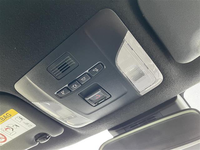 カローラツーリング ハイブリッド　ダブルバイビー　純正ナビ／フルセグＴＶ／ドライブレコーダー／バックカメラ／クルーズコントロール／ＥＴＣ／レーンキープアシスト／オートハイビーム／コーナーセンサー／ＬＥＤヘッドライト／ハーフレザシート（20枚目）