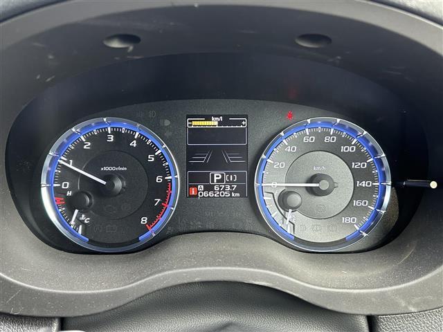 レヴォーグ 1.6GTアイサイト スマートエディション 純正ナビ/フルセグTV/エンジンスターター/バック・サイドカメラ/クルーズコントロール/レーンキープアシスト/ブラインドスポットモニター/AFS/衝突軽減ブレーキ/パワーシート/シートヒーター/ETC(5枚目)