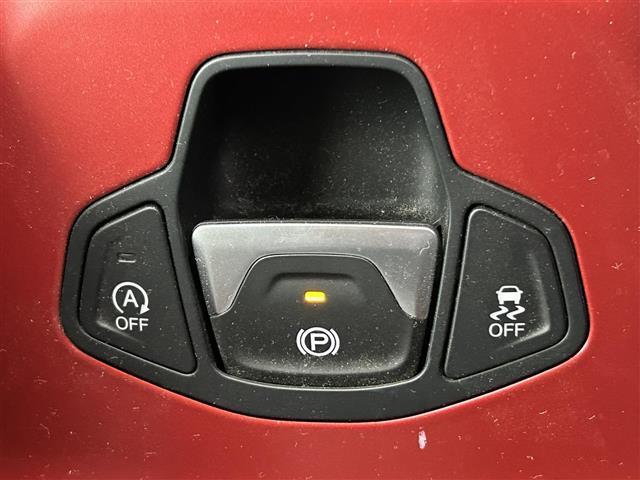 ジープ・レネゲード トレイルホーク 純正ナビ/フルセグTV/純正AW付き夏冬タイヤ/バックカメラ/ドライブレコーダー/クルーズコントロール/車線逸脱警報/ブラインドスポットモニター/コーナーセンサー/ルーフレール/ETC/ワンオーナー(17枚目)