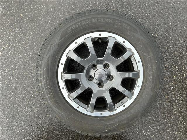 ジープ・レネゲード トレイルホーク 純正ナビ/フルセグTV/純正AW付き夏冬タイヤ/バックカメラ/ドライブレコーダー/クルーズコントロール/車線逸脱警報/ブラインドスポットモニター/コーナーセンサー/ルーフレール/ETC/ワンオーナー(39枚目)