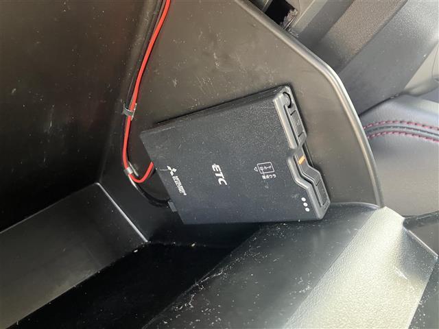 CX-5 XD ブラックトーンエディション 純正SDナビ/フルセグTV/ドライブレコーダー/全周位カメラ/ブラインドスポットモニター/ヘッドアップディスプレイ/クルーズコントロール/コーナーセンサー/ハーフレザーシート/シートヒーター/ETC(20枚目)