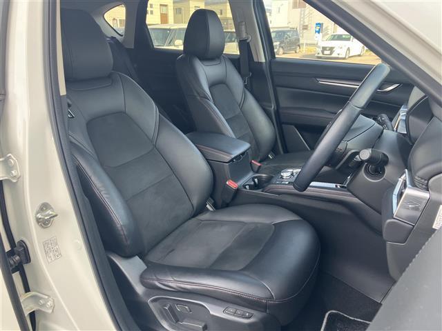 CX-5 XD ブラックトーンエディション 純正SDナビ/フルセグTV/ドライブレコーダー/全周位カメラ/ブラインドスポットモニター/ヘッドアップディスプレイ/クルーズコントロール/コーナーセンサー/ハーフレザーシート/シートヒーター/ETC(24枚目)