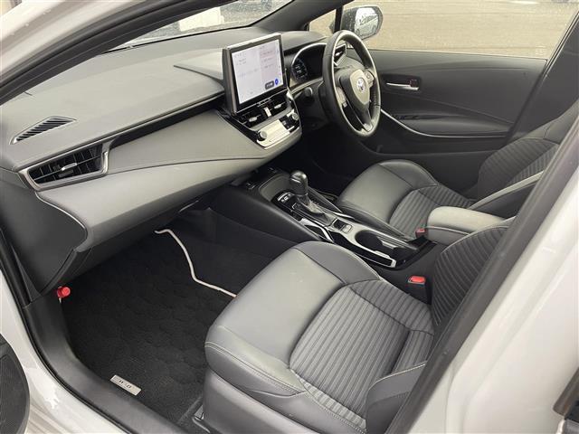 カローラツーリング ハイブリッド　ダブルバイビー　純正メモリナビ／フルセグＴＶ／Ｂカメラ／レーダークルーズコントロール／ブラインドスポットモニター／レーンキープアシスト／コーナーセンサー／衝突軽減ブレーキ／オートハイビーム／シートヒーター／スペアキー（27枚目）