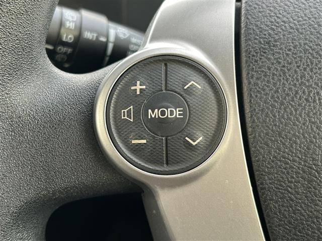 アクア S 純正SDナビ/フルセグTV/夏冬タイヤ/エンジンスターター/バックカメラ/オートライト/ABS/社外AW/フロアマット/ETC/プッシュスタート/スマートキー/スペアキー/ETC/保証書/取扱説明書(13枚目)