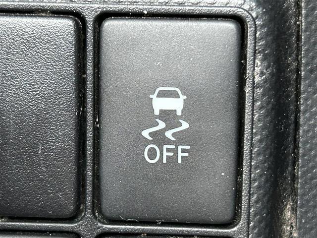 アクア S 純正SDナビ/フルセグTV/夏冬タイヤ/エンジンスターター/バックカメラ/オートライト/ABS/社外AW/フロアマット/ETC/プッシュスタート/スマートキー/スペアキー/ETC/保証書/取扱説明書(22枚目)