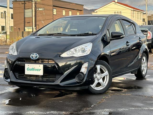 アクア S 純正SDナビ/フルセグTV/夏冬タイヤ/エンジンスターター/バックカメラ/オートライト/ABS/社外AW/フロアマット/ETC/プッシュスタート/スマートキー/スペアキー/ETC/保証書/取扱説明書(38枚目)