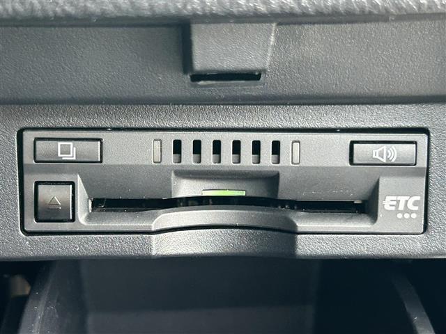 アルファードハイブリッド SR Cパッケージ ワンオーナー車/純正ディスプレイオーディオ/純正エンジンスターター/バックカメラ/両側パワースライドドア/パワーバックドア/前席パワーシート/前席ベンチレーションシート/寒冷地仕様/TEIN車高調(19枚目)