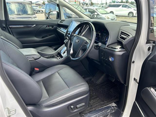 アルファードハイブリッド SR Cパッケージ ワンオーナー車/純正ディスプレイオーディオ/純正エンジンスターター/バックカメラ/両側パワースライドドア/パワーバックドア/前席パワーシート/前席ベンチレーションシート/寒冷地仕様/TEIN車高調(20枚目)