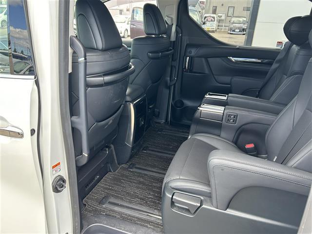 アルファードハイブリッド SR Cパッケージ ワンオーナー車/純正ディスプレイオーディオ/純正エンジンスターター/バックカメラ/両側パワースライドドア/パワーバックドア/前席パワーシート/前席ベンチレーションシート/寒冷地仕様/TEIN車高調(27枚目)