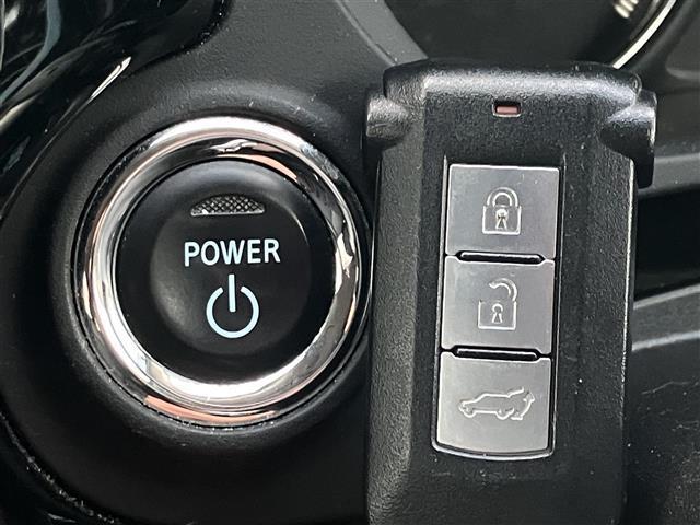 ヘッドライト・ホイール・フロントガラスなど色々な部分コーティングをご用意しております！