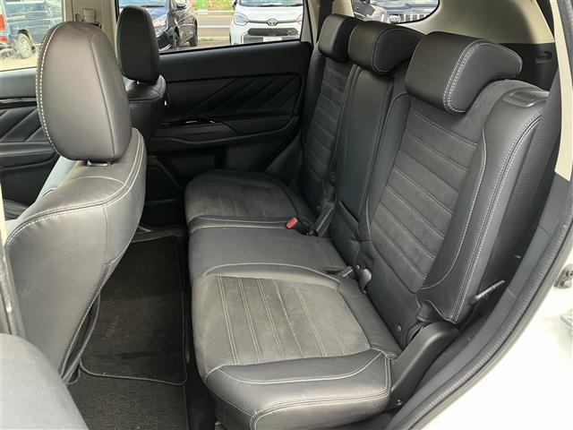 せっかく見つけたお気に入りの１台を遠いからとあきらめてほしくない！遠方でも陸送納車承れます。