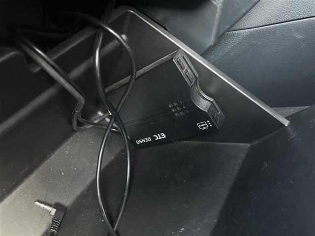 インプレッサスポーツ 1.6i-Lアイサイト 社外ナビ/ワンセグTV/ドライブレコーダー/ETC/衝突被害軽減システム/レーダークルーズコントロール/レーンキープアシスト/オートライト/スマートキー/エンジンプッシュスタート/電動パーキング(17枚目)