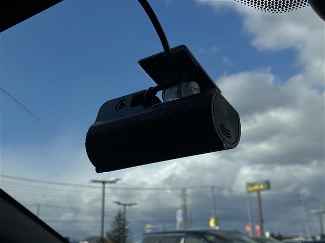 インプレッサスポーツ 1.6i-Lアイサイト 社外ナビ/ワンセグTV/ドライブレコーダー/ETC/衝突被害軽減システム/レーダークルーズコントロール/レーンキープアシスト/オートライト/スマートキー/エンジンプッシュスタート/電動パーキング(18枚目)