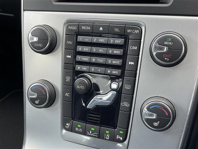 S60 T4 Rデザイン 純正ナビ/フルセグTV/ドライブレコーダー/バックカメラ/シートヒーター/ベンチレーション/パワーシート/レーダークルーズコントロール/車線逸脱警報/コーナーセンサー/ブラインドスポットモニター(11枚目)