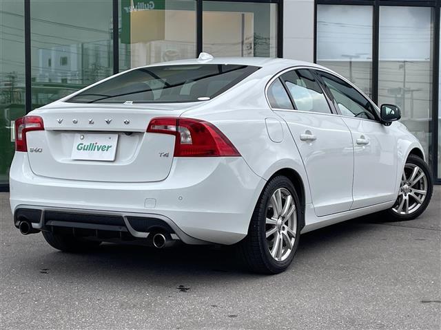 S60 T4 Rデザイン 純正ナビ/フルセグTV/ドライブレコーダー/バックカメラ/シートヒーター/ベンチレーション/パワーシート/レーダークルーズコントロール/車線逸脱警報/コーナーセンサー/ブラインドスポットモニター(41枚目)