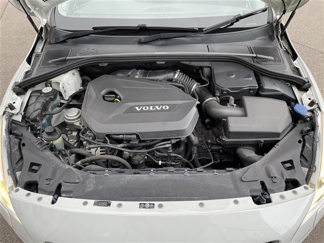 S60 T4 Rデザイン 純正ナビ/フルセグTV/ドライブレコーダー/バックカメラ/シートヒーター/ベンチレーション/パワーシート/レーダークルーズコントロール/車線逸脱警報/コーナーセンサー/ブラインドスポットモニター(43枚目)