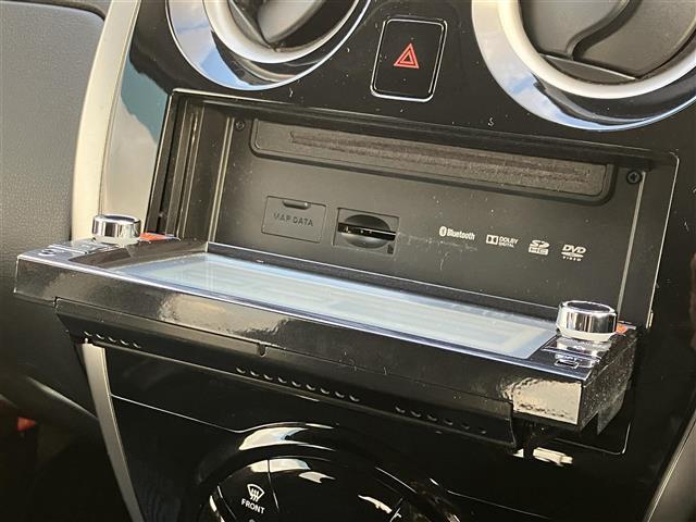 納車前に内外装のクリーニングをいたします。各種コーティング（別途有料）もご用意しておりますので、是非ご相談ください。