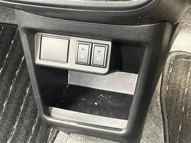 アルト Ｘ　社外メモリーナビ／ワンセグＴＶ／ワンオーナー／スズキセーフティーサポート／前席シートヒーター／横滑り防止／アイドリングストップ（8枚目）