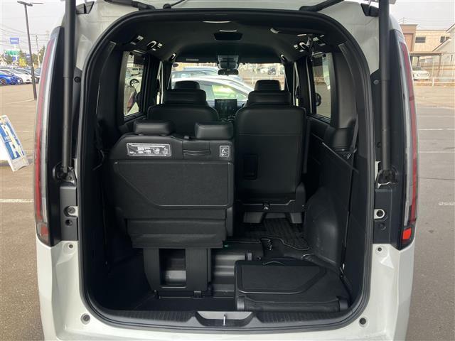 ステップワゴン スパーダ 純正ナビ/フルセグTV/寒冷地仕様/全周囲カメラ/シートヒーター/パワーバックドア/オットマン/両側パワースライドドア/衝突被害軽減ブレーキ/レーダクルーズコントロール/レーンキープアシスト/ETC(34枚目)