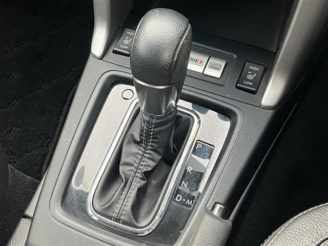 フォレスター 2.0XT アイサイト 純正メモリーナビ/フルセグTV/バックカメラ/ワンオーナー/アイサイト/ハーフレザーシート/前席パワーシート/前席シートヒーター/革巻きステアリング/パドルシフト/クルーズコントロール/ETC(10枚目)